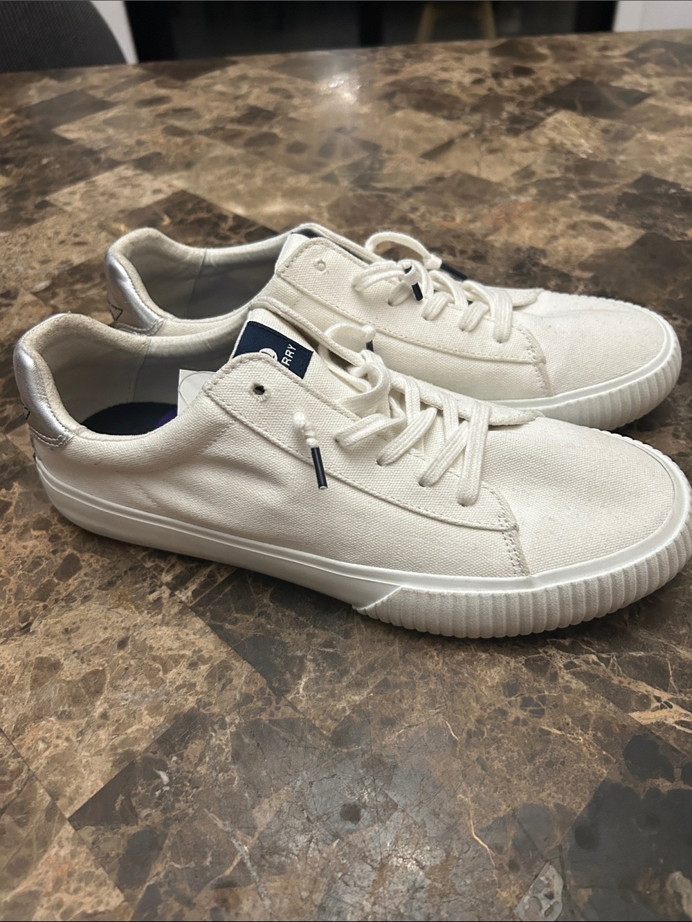 NWT 🆕 Sperry Women’s Casual Low-Top Canvas Sneakers in White size 8.5